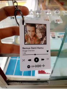 Gantungan Kunci Keychain Spotify Custom