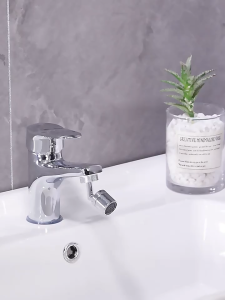 กล่องใส่สบู่ ที่วางสบู่ แบบยืน ถ้วยดูด กล่องเก็บสบู่ (จัดส่งจากประเทศไทย) G2780