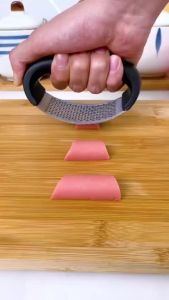 Dụng Cụ Dập Tỏi Inox Cầm Tay Nhỏ Gọn Đa Năng Tiện Dụng Đồ Nghiền Tỏi Inox Mini Đơn Giản Tiện Lợi Cho Nhà Bếp TIDO TIDO