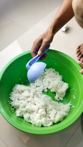 AM12 - 1PCS Cetakan nasi Padang Bulat setengah Lingkaran Plastik Centong nasi Bulat Kulakan Nasi Uduk