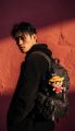 [Cinereplicas x Netflix] One Piece keychain plush toy One Piece Luffy doll keychain backpack pendant. 