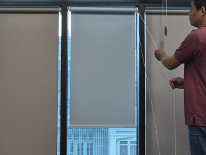 Rèm cuốn cửa sổ không khoan Rộng 1.4-1.6m 0611-R140150160G vải cản sáng dễ dàng vệ sinh