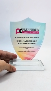 AWARD CRYSTAL PLAQUE OCC 014 (READY IN 48 HOURS)