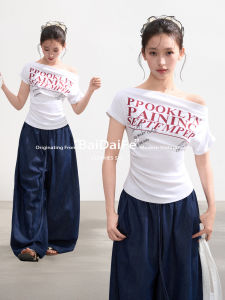 BAIDAIFEI | Slant Shoulder Off-Shoulder Fitted Short Crop Waist Cinching Irregular One-Shoulder T-shirt