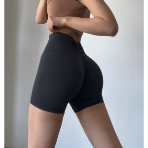 กางเกงขาสั้นออกกำลังกายเอวสูงระบายอากาศได้ดี กางเกงโยคะ ทรงเข้ารูป แห้งเร็ว กระชับสัดส่วนเซ็กซี่ สำหรับผู้หญิง