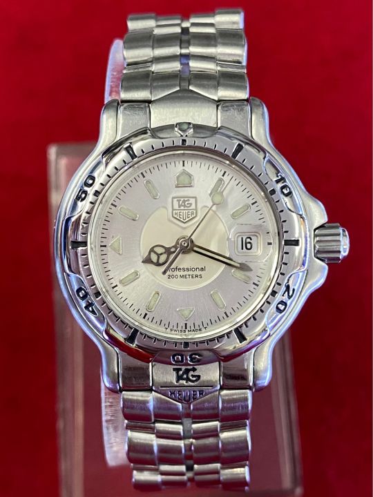 TAG HEUER professional 200 m Quartz 6000