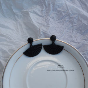 Black Dark Style Retro New Chinese Fan Earrings Simple Ear Jewelry Alloy Plated Silver Gold Vintage Court Style  out