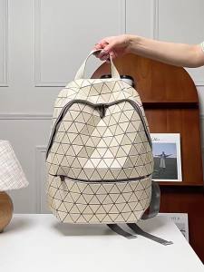 DDOO | Fashion Folding Geometric Lattice Rainbow Iridescent Night Glow Holographic Backpack