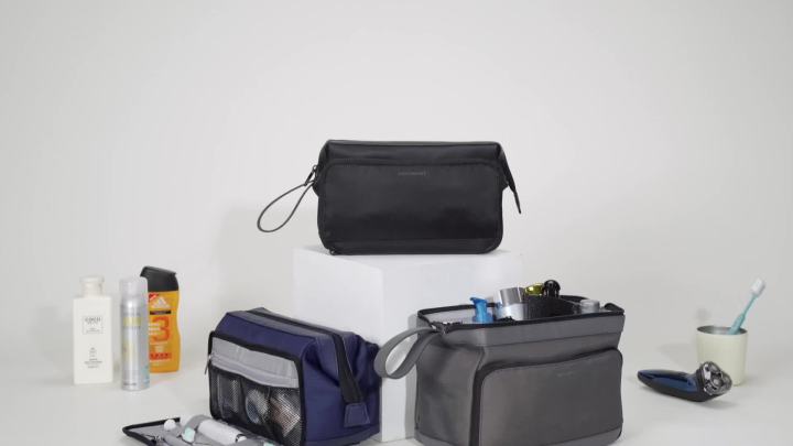 BAGSMART Toiletry Bag for Men, Wide Opening Travel Toiletry Bag for Men, Dopp Kit Water Resistant Shaving Hygiene Bag for Bathroom Shower, Travel Size Toiletries, Travel Essentials, Black