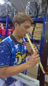 ขลุ่ยเป่าของส่วนตัว ไม่ต้องใช้ร่วมกับใคร ประหยัดงบพ่อแม่ เครื่องดนตรีเป่าลม พร้อมเชือกสีแดง