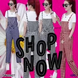 P10927 Set 2 ชิ้น เสื้อยืด + เอี๊ยมจั้มสูทลายสก็อตขายาว Set of 2 pieces: T-shirt + long-sleeved plaid jumpsuit.
