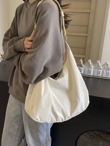 Casual Canvas Tote Bag Womens Large Capacity Crossbody Bag for Commuting And Class Lightweight Shoulder Bag
