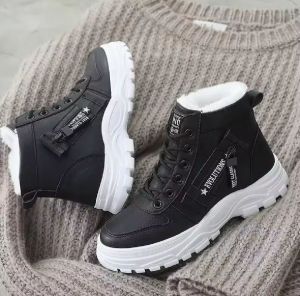 BOOTS EVOLUTIONS - Sepatu Wanita Boots Berbulu Terbaru 2023 Model Korean Style Terlaris