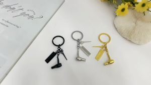 Bandai | Móc Khóa Lược Cắt Tóc Mini Máy Sấy Tóc Quà Lưu Niệm Salon Tóc Quà Tặng Cho Nam Phụ Kiện Trang Trí Balo Ô Tô