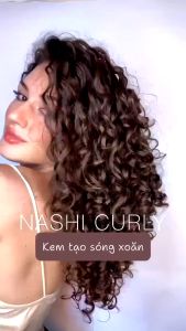 Kem dưỡng tóc xoăn Nashi Curly Hydrating Booster Cream 200ml