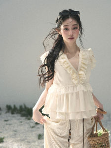 SHAOYEYAN | Áo Blouse Vòng Cổ V Viền Tai Pháp