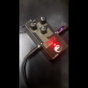 efek gitar dan bass fuzz murah berkualitas