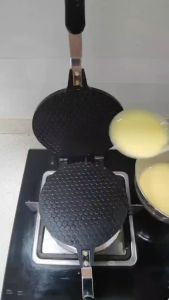 Ice Cream Cone Maker Bakeware Non-Stick Omelet Mold Egg Roll Baking Pan Waffles for The Baking Pan Cake