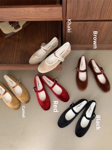 Retro Flat Suede Mary Jane Shoes Red