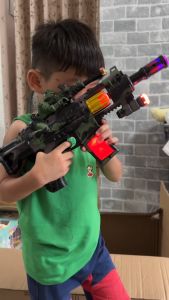 ของเล่นปืนทหาร ปืนของเล่น ระบบสั่น มีเสียงมีไฟ ปืนใส่ถ่านของเล่นเด็ก มีเสียงมีไฟ สินค้าพร้อมส่ง ใส่ถ่านAA3ก้อน