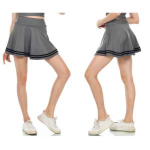 Rok lis olahraga wanita