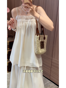 Áo Ba Lỗ Hở Lưng Phong Cách Ngọt Ngào Mùa Hè 2025 Áo Ba Lỗ Hở Lưng Màu Trơn Thời Trang Cho Nữ Váy Midi Cạp Cao Màu Trơn