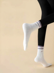 Warrior | Seasonal All-Match Comfortable Seamless Mid-Calf Socks