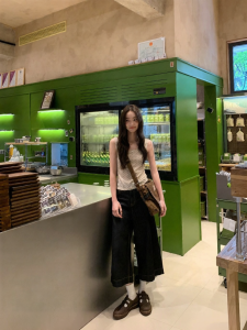 NIHAOKANONG | Quần Jeans Capri Ống Đứng Thiết Kế Hẹp Có Đường Khâu Màu Nguyên Bản