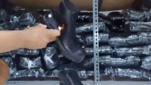 Sepatu Boots Resleting pria Kulit Safety Ujung Besi Kicers Gesper Sol Karet Zipper Kasual Casual Formal Semi Boots Low/Pendek Pria Selop Boot Savety But Septi Buts Sevti Bot Septy Bots Sefty Pdh Pdl Satpam Kerja Proyek Lapangan Touring Kerja Kantor Pria