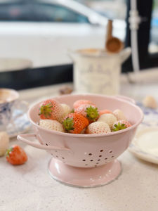 Nordic ศิลปะเหล็กตะกร้าผลไม้ระบายน้ําใช้ผักตะกร้าห้องนั่งเล่นถาดผลไม้ยุโรปสไตล์ตะกร้าเก็บ