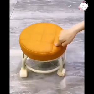 🇲🇾 Universal Rotating Small Pulley Low Stool Silence Round Stool With Wheel Takal Kecil Berputar 小凳子滑轮矮凳静音万向轮小椅子