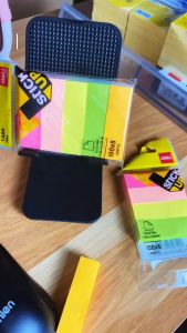 Giấy nhớ Deli 5 màu W7154 - Chất liệu giấy cao cấp đa dạng màu sắc kích thước phổ biến bám dính tốt trên nhiều loại bề mặt