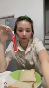 นมข้นหวาน 10 ซอง ครีมเทียมข้นหวาน ตราฮัก ปริมาณ 22 กรัม