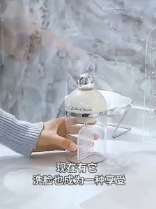 Electric Bubbler Facial Cleanser Shampoo Shower Gel Automatic Frother Foaming Bottle Mousse Beat Marvelous Foam Rich Cleaner