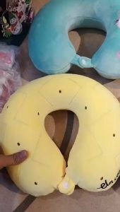 Gối chữ U kê cổ chống đau mỏi vai gáy dùng cho văn phòng du lịch quà tặng Trùm Sỉ Gia Thành