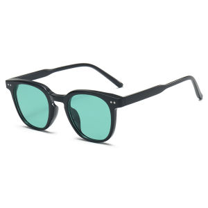 Fashion Yellow Blue Green Sunglasses Women Men Trending Products Ins Popular Tint Ocean Len Streetwear Party Decoration Oculos