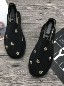 Handmade Embroidered Floral Canvas Slip-On Mens Shoes Casual Breathable Low Top Sneakers for Youth And Middle Age