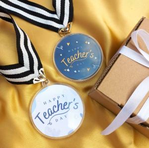 Medali Custom Murah Edisi Hari Valentine (Sehari Jadi)