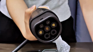 3.5kW / 7kW Portable EV Charger For BYD Dolphin BYD Atto 3 NETA V-II MG4 Electric BYD Seal – Home & Travel Use | 6 Safety Protections