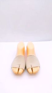 ชุดถนอมฝ่าเท้าหน้า ชุดกันกัดฝ่าเท้าหน้า พื้นเท้าหนานิ่ม ป้องกันอาการปวดเท้า นิ้วเท้างอเสียทรง ราคาต่อคู่ แผ่นกันกัด chepy2shop