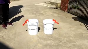 Alat Membuka Tutup Galon & Kaleng: Pembuka Galon Plastik & Can Opener Serbaguna