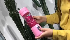 Alat Pembuat Jus Viral 2024: Mini Blender Juicer Portable & USB Blender Juicer