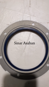 Oil Seal Kro As PS135/PS125 NOK ME240010 Y 100-124-133M(TDK ADA PER)