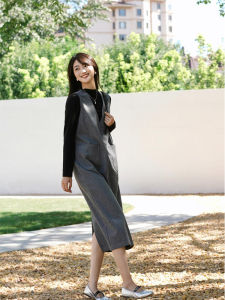 YUFUQING | Versatile Base Layer Shirt Sleeveless Straight V-neck Dress Womens Autumn New Style Fashionable Top Bottoms Matching Set