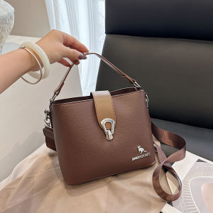 Elegant Womens Bucket Bag Crossbody Large Capacity Single Shoulder Bag for Middle-Aged Mothers 2025 New Style Commute