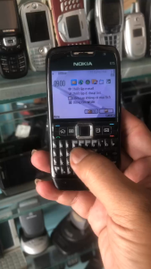Nokia E71