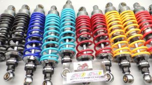 โช๊คหลัง โช็คโชบิ CHOBIแท้ๆ สปริงใหญ่ แกนใหญ่ แถมสติ๊กเกอร์ สำหรับ WAVE ทุก รุ่นเวฟ110iเวฟ125DREAMดรีม110i มี 6 สี 3 ขนาด 280/300/310/320mmสติกเกอร์ โชบิ 2 ใบ โช้คโชบิสีน้ําเงิน