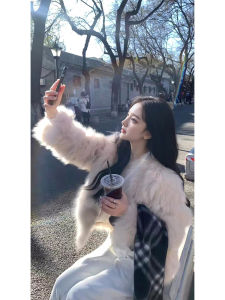 Elegant Apricot Fox Fur Coat Womens Winter New Style Fashionable Small Size Fur Outerwear Thickened Long Sleeve V-neck Korean Style