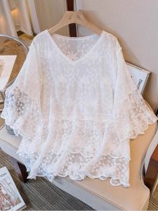 AIYITI | Slimming Lightweight Lace Shirt