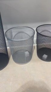 Wire Mesh Trash Can Metal Waste Basket for Office Bedroom Hotel Round Mesh Garbage Bin